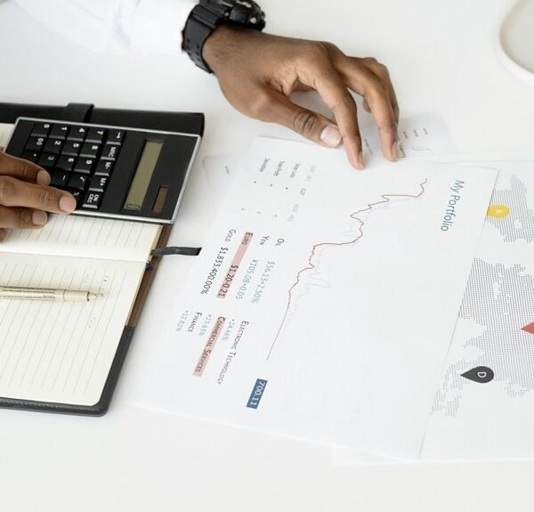 Executive Market Report 2025: 90153804, 8003359860, 1389493417, 2702897467, 28179123, 965272048